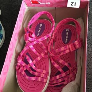 Girls sandals
